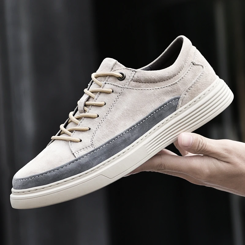 Giovanni Genuine Leather Sneaker