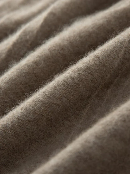 100% CASHMERE SWEATER